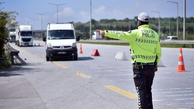 Seyahat yasağı geri mi dönüyor? Bilim Kurulu üyesi yanıt verdi