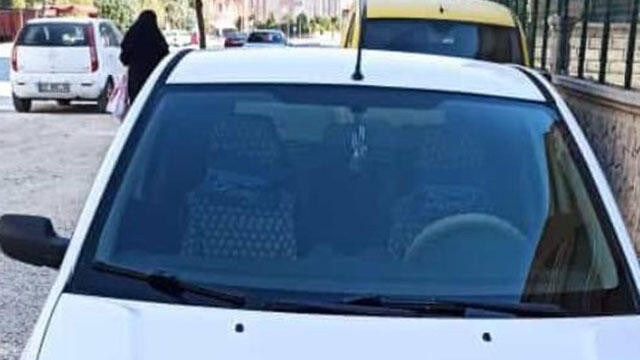 Otomobilini satmak isterken dolandırıldı