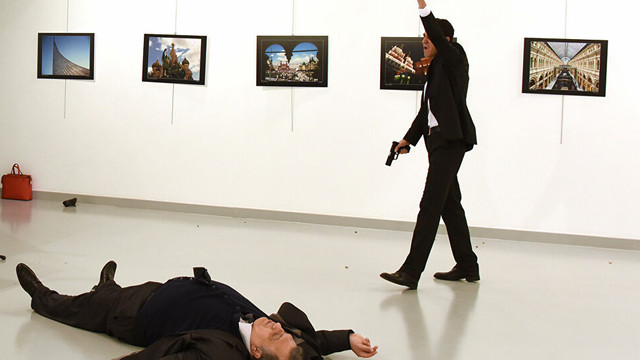 Karlov suikastı davası ertelendi