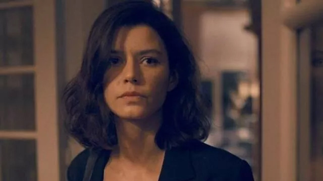 Beren Saat giydiği tayt ile sosyal medyayı salladı