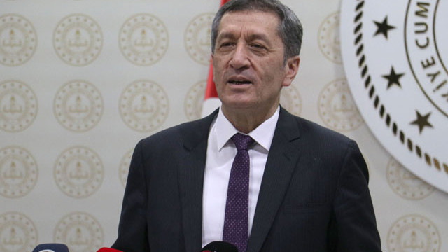 Bakan Selçuk paylaştı: Liselilerin ''24 Kasım'' klibi
