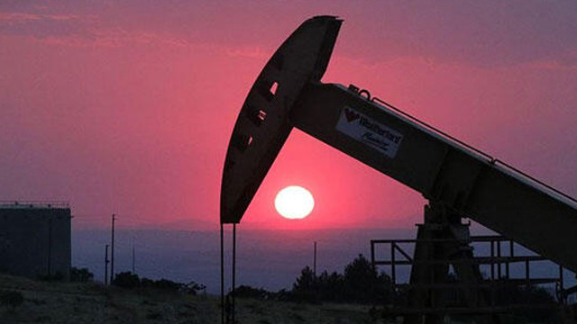 Brent petrolün varili 48 dolar sınırına ulaştı
