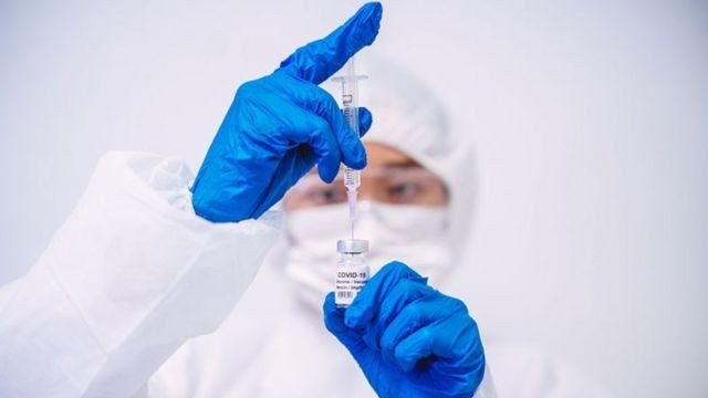 Türkiye’de risk grubu için koronavirüs aşısı tarihi belli oldu