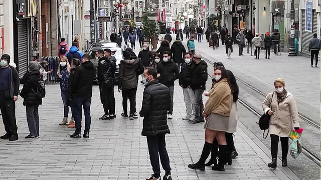 Taksim Meydanı ve İstiklal Caddesi turistlere kaldı