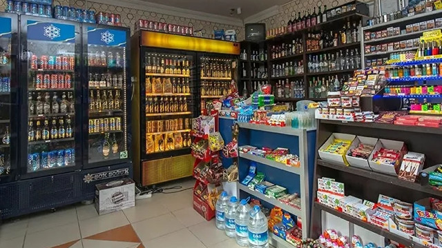 Boyle Giderse 6 Aya Ulkede Kucuk Esnaf Kalmaz Ekonomi