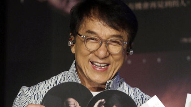 Jackie Chan'den sürpriz korona virüs hamlesi