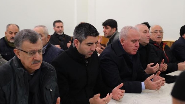 Depremde yaşamını yitirenler Kartal'da anıldı