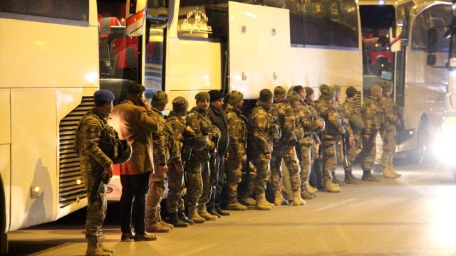İdlib'deki noktalara komando takviyesi yapıldı