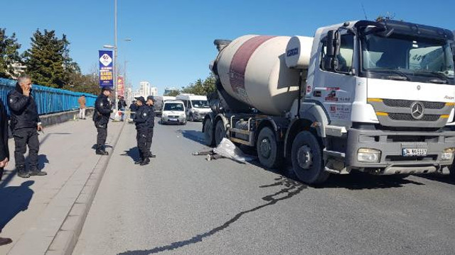 Beton mikserinin altında kalarak can verdi