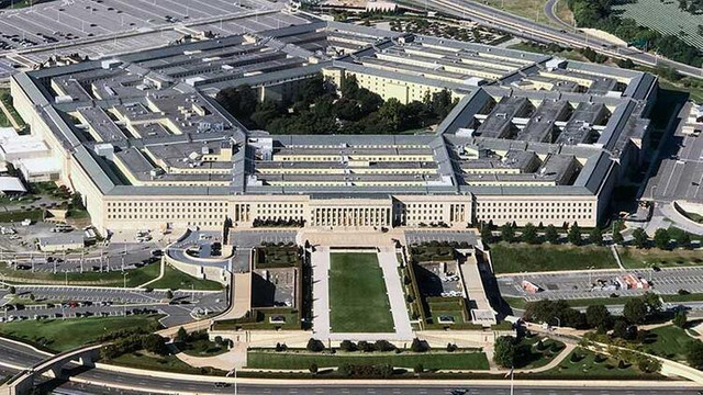 Pentagon'un ''bulut'' projesi son anda durduruldu