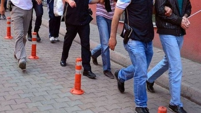 HDP'li eşbaşkanlar gözaltında