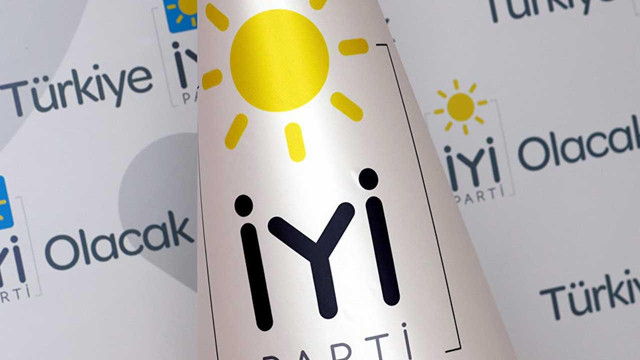 İYİ Parti'de ''Antalya'' depremi: ''Çok daha fazla istifalar olacak''