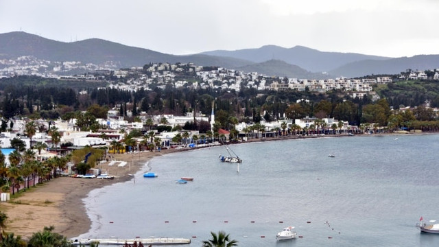 Türkiye'nin tatil cenneti ikiye bölündü: Sessiz ve Eğlenceli