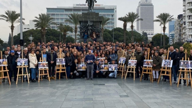 CHP’den ''AKP - FETÖ ilişkisi'' fotoğraf sergisi