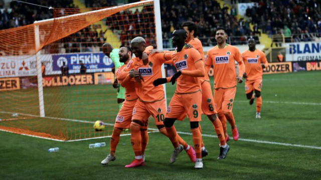 Ozet Alanyaspor Yeni Malatyaspor Mac Sonucu 2 1 Spor Toto Super Lig