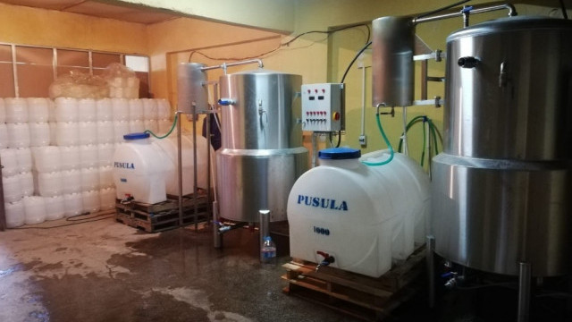 Başkent'te tonlarca sahte içki yakalandı