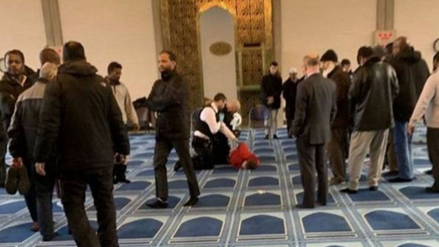 Camide dehşet! Namaz kılarken saldırıya uğradı