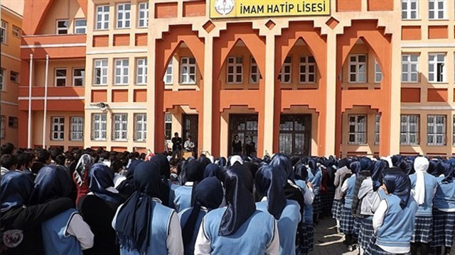 MEB'ten velileri isyan ettiren imam hatip yoklaması!