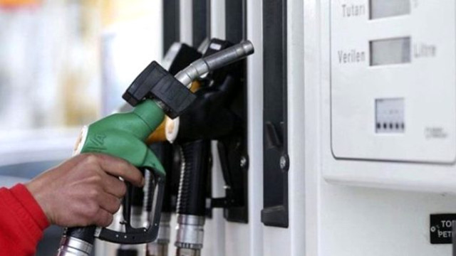 Araç sahiplerine kötü haber: Benzine okkalı zam !