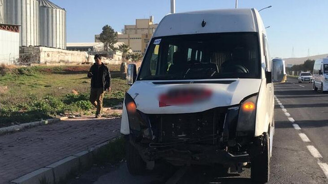 İşçi servisleri çarpıştı: Yaralılar var