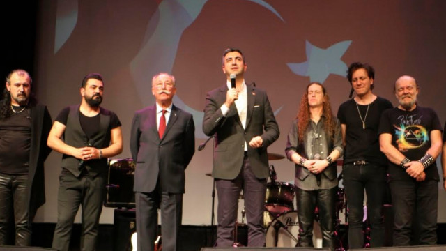 Turk Muzigi Nin Devleri Kartal Da Anildi Yerel