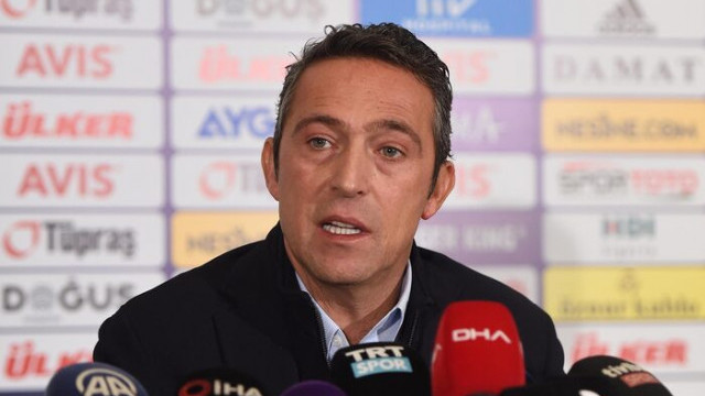Ali Koç, Ersun Yanal ve futbolcularla buluştu