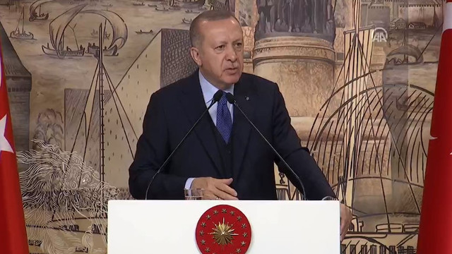 Erdoğan: Putin'e bizi rejimle baş başa bırakın dedim