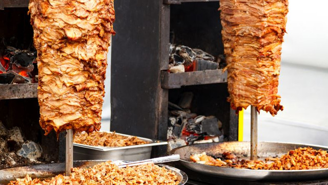 Uzmanlar Uyardi Ucuz Tavuk Donere Dikkat Guncel