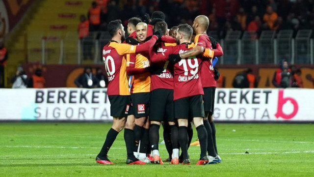 Ozet Kasimpasa 0 3 Galatasaray Mac Sonucu Futbol