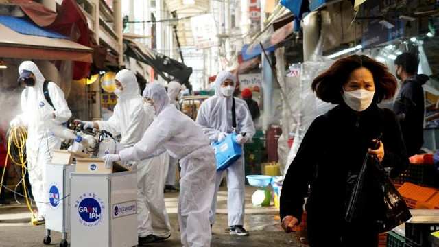 Koronavirüs dünyayı kırıp geçerken Çin işte böyle durdurdu