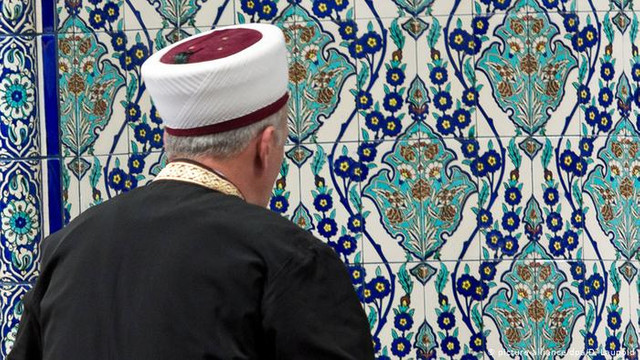 İmamdan şoke eden sözler: ''Pamuk yerine rakı şişesi...''
