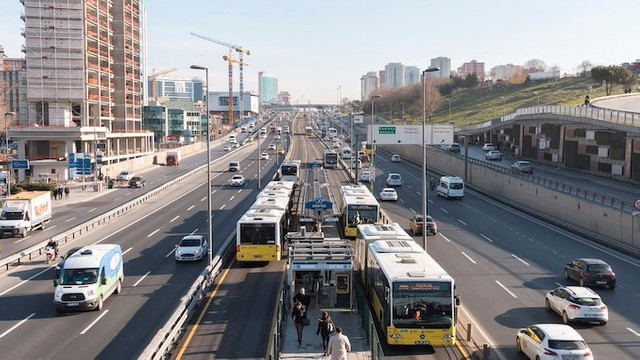 İstanbul'da toplu ulaşımda yeni koronavirüs önlemleri