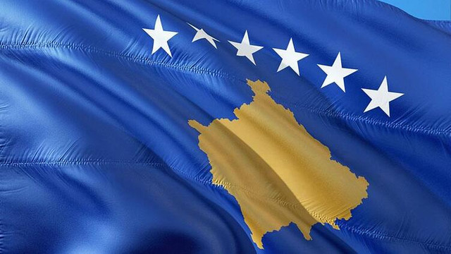 Kosova'da hükümet düştü!
