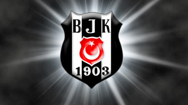 Besiktas Ta Burak Caner Atiba N Koudou Boyd Ve Umut Sari Kart Sinirinda Futbol