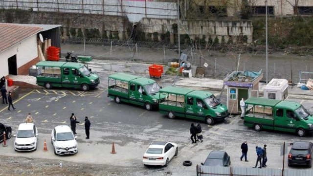 Koronavirüs salgınında İstanbul'da ürküten cenaze görüntüsü !