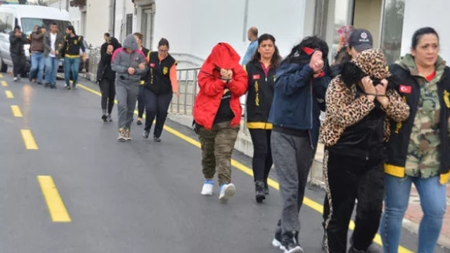 Mide bulandıran ayrıntı! Kocasıyla birlikte olması için para ödemiş!