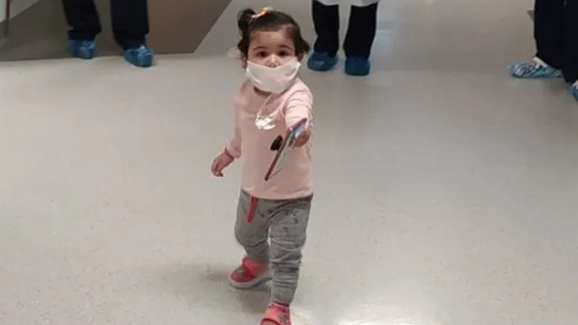 Türkiye'nin en küçük koronavirüs savaşçısı, virüsü yendi!