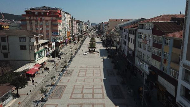 İstanbul'da bir meydan daha yaya trafiğine kapatıldı