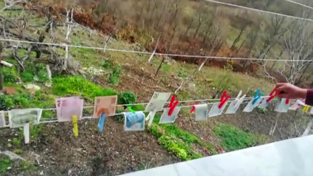 Koronavirüse karşı ilginç önlem ! Tüm maaşını kaynar suda yıkadı...