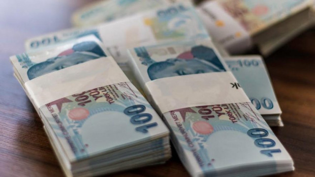 Hazine'den 40,4 milyar TL'lik açık!