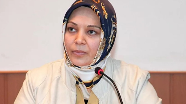 Hilal Kaplan'ın bu seferki hedefi Prof. Dr. Özgür Demirtaş