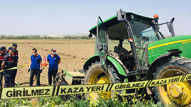 Aksaray'da traktörün altında kalan çiftçi hayatını kaybetti
