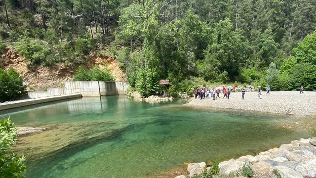 18 yaşındaki genç, yüzmek için girdiği derede boğuldu