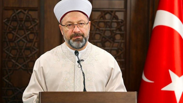 Diyanet İşleri Başkanı Erbaş'ın kızı ''fetva'' verdi: Anne, kızının yanında şort giyemez