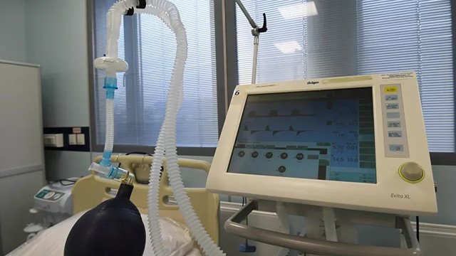 Türkiye, Özbekistan'a 50 suni solunum cihazı gönderdi