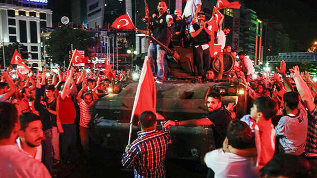 https://i.haber3.com/2/640/360/files/2020/5/25/5496700/darbenin-bilinmeyenleri-gerekceli-kararda-6su.jpg?v=a1590406340 https://i.haber3.com/2/640/360/files/2020/5/25/5496700/darbenin-bilinmeyenleri-gerekceli-kararda-6su.jpg?v=a1590406340