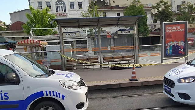 İstanbul'da tramvay durağında erkek cesedi bulundu