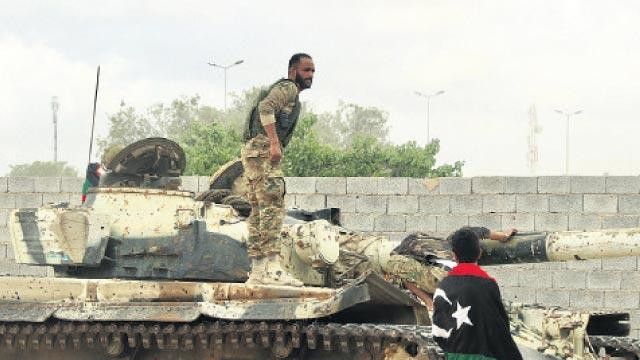 https://i.haber3.com/2/640/360/files/2020/5/29/5512117/libyada-umh-birlikleri-mitiga-havaalani-cevresinde-kontrolu-sagladi-6xX.jpg?v=a1590777340 https://i.haber3.com/2/640/360/files/2020/5/29/5512117/libyada-umh-birlikleri-mitiga-havaalani-cevresinde-kontrolu-sagladi-6xX.jpg?v=a1590777340