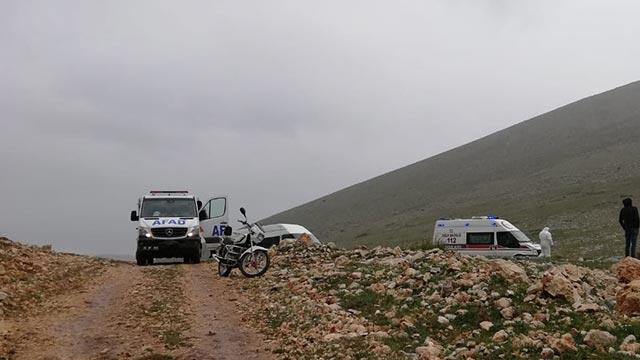 Mantar Ararken Kayaliklardan Dusen Adam Guclukle Kurtarildi Guncel
