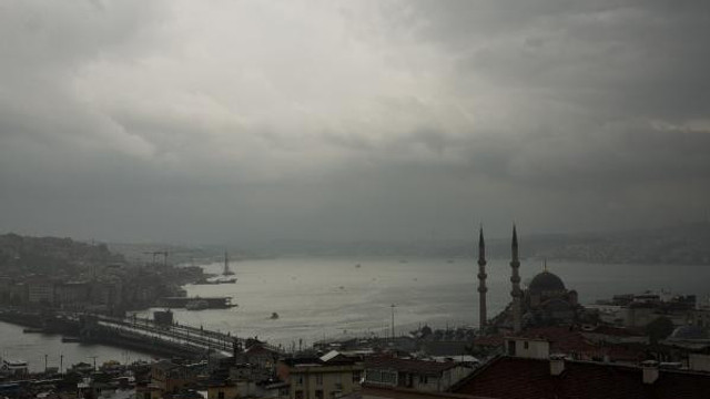 Meteoroloji ve AKOM'dan peş peşe uyarı! Yağışlar ne kadar sürecek ?